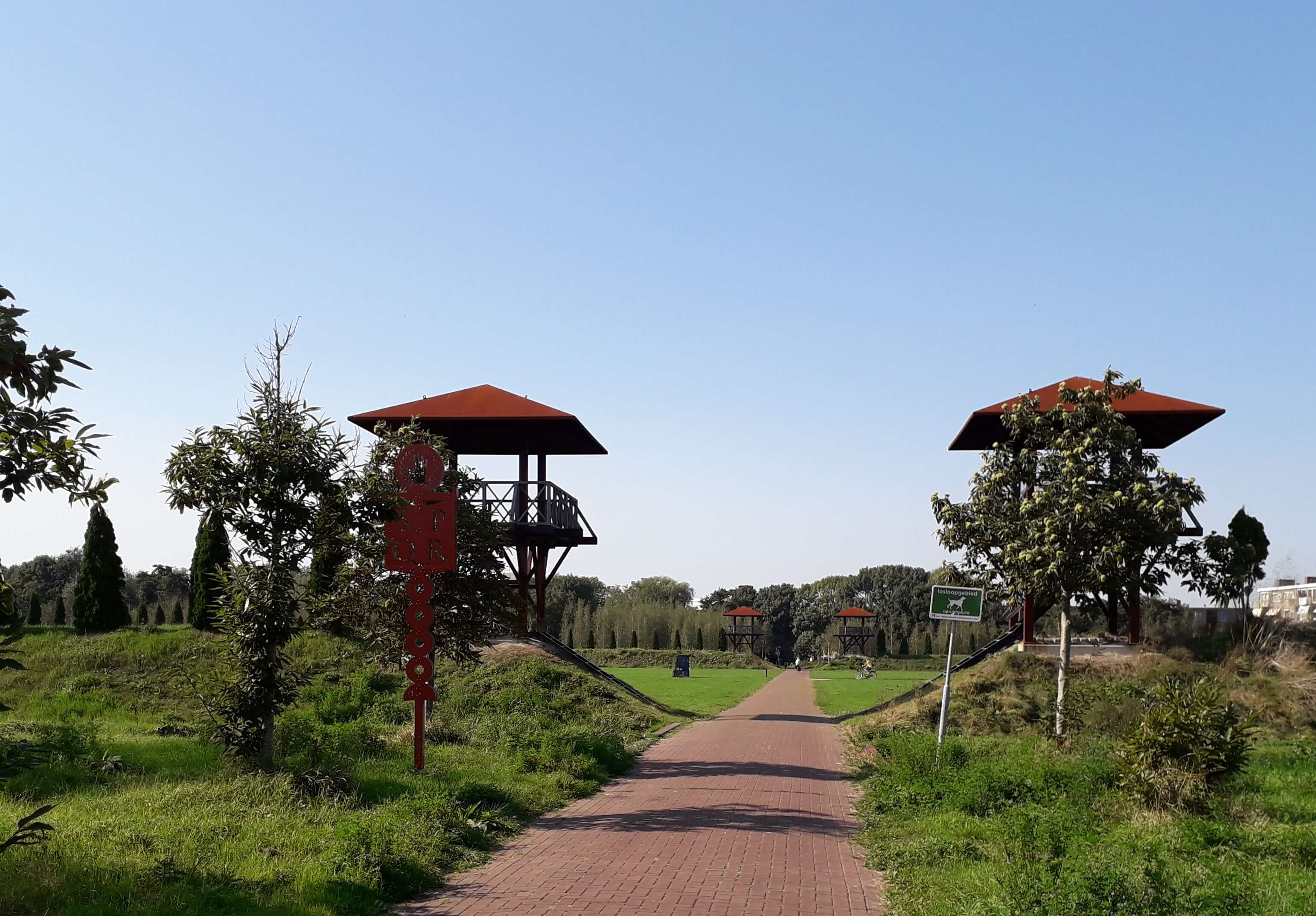 Ein Foto des niederländischen "Park Matilo" in Leiden/Roomburg, die moderne Rekonstruktion des dortigen römischen Kastells